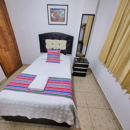 Hostal El Viajero En Ollantaytambo Exterior foto